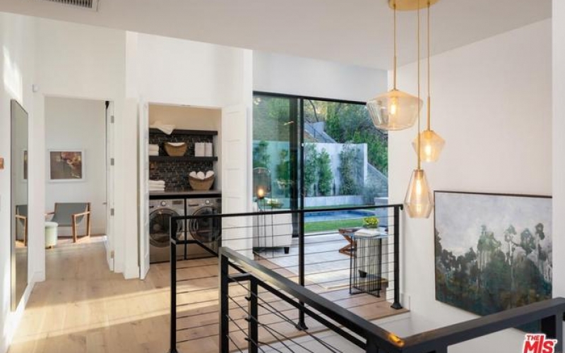 genMid.18-402108_5_4