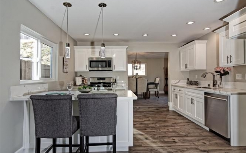 genMid.180066473_4_0