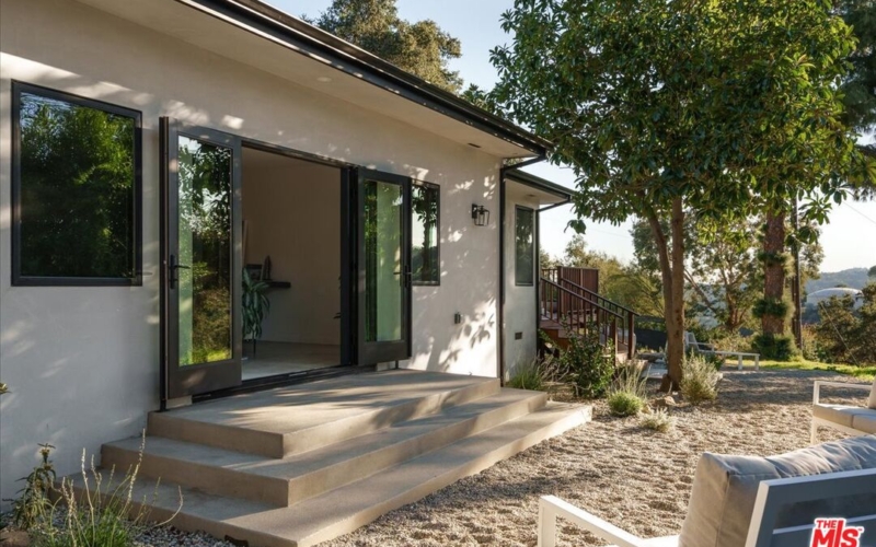 Alta Dena Back Patio