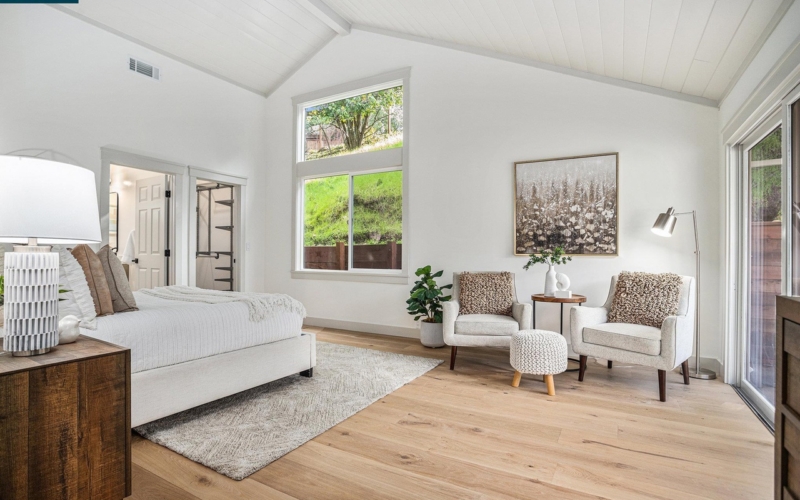 Summit Bedroom