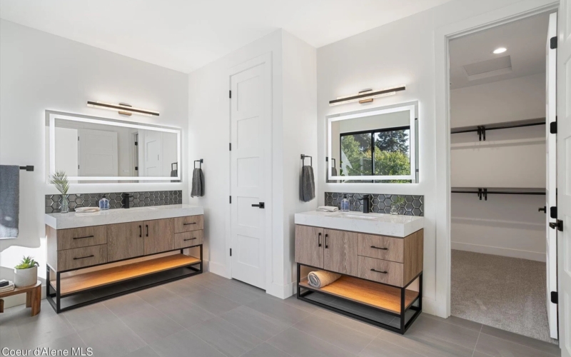 415 N 18th St, Coeur d’Alene, ID 83814 Bath 3