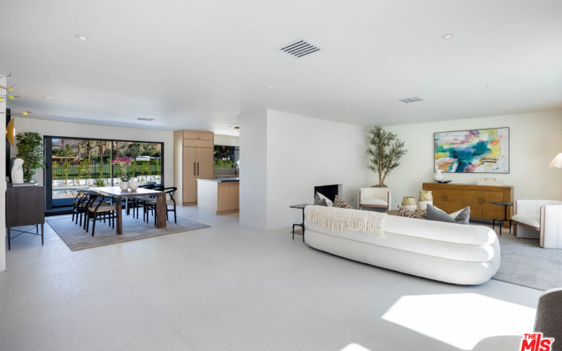 CR Palm Springs Living