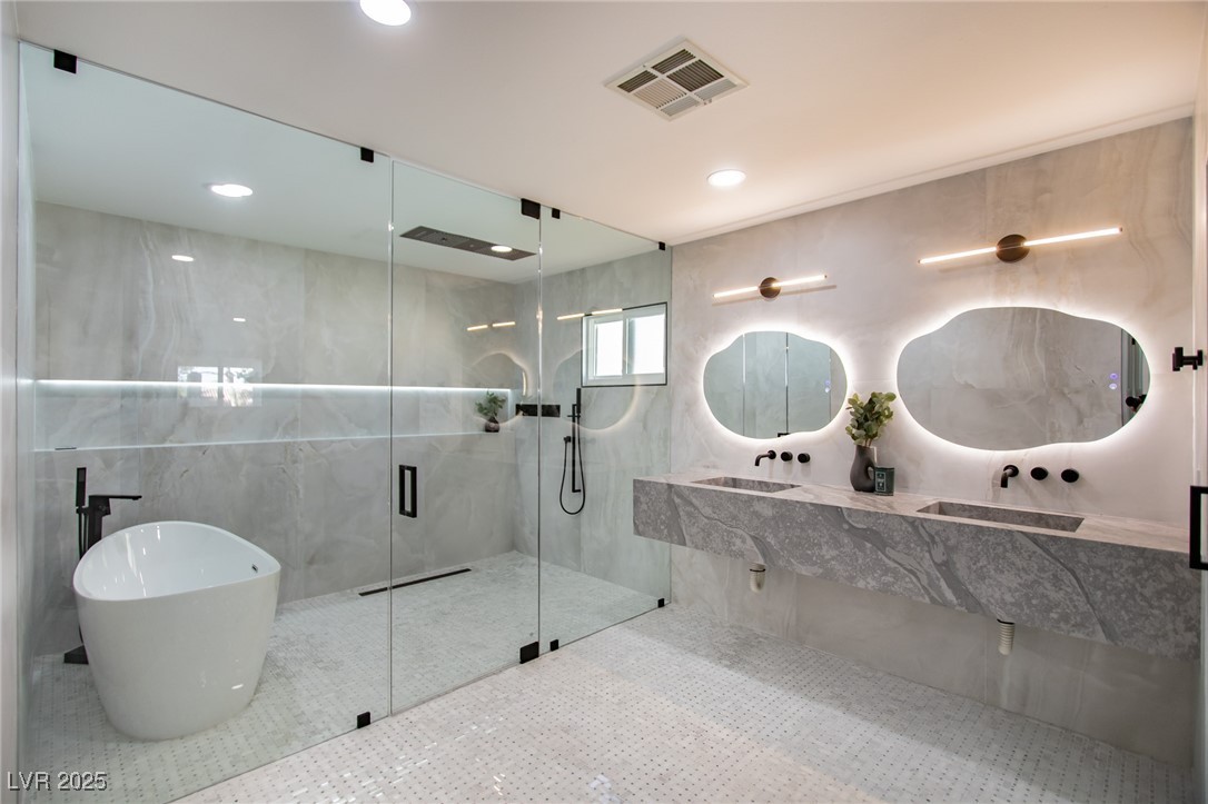 Las Vegas Master Bath