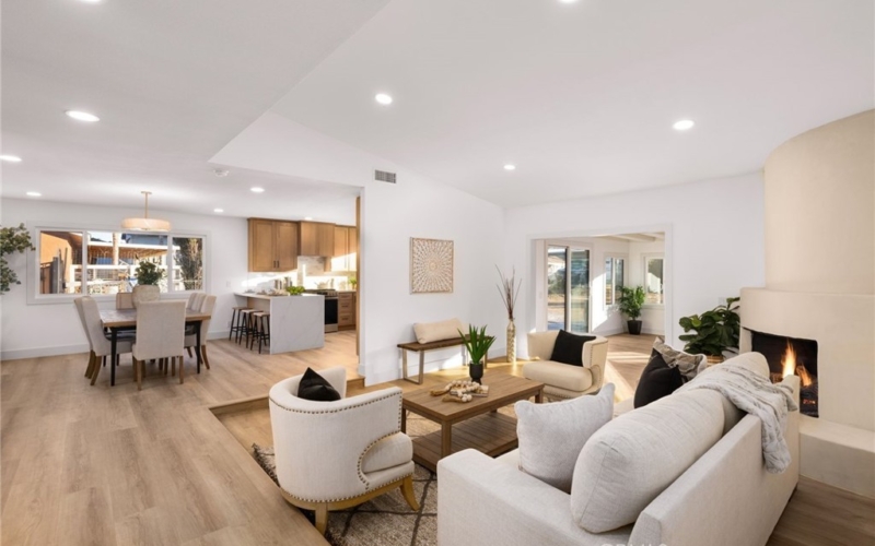 Jarupa Dining Living