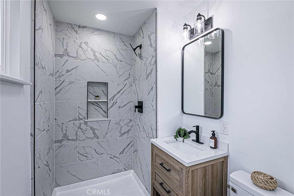 Santa Maria Bathroom