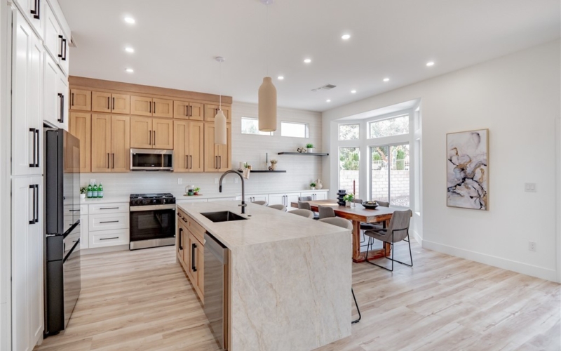 Keysborough Kitchen Dining 2